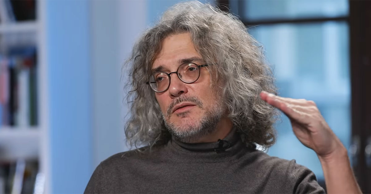 Кто должен отвечать за то, что россияне отказываются делать прививки, а коронави