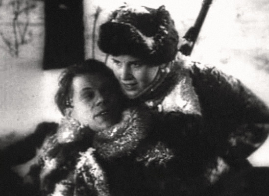 Кадр из фильма Зоя, 1944г, СССР