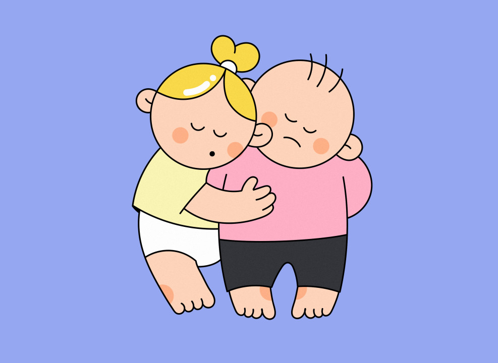 Ребенок обнимает друга. Иллюстрация Насти Железняк для НЭН 