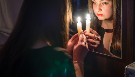 Пиковая дама, приди: 6 жутких обрядов из нашего детства