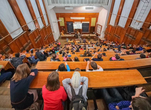 Правительство готово рассмотреть идею повышения стипендий студентов до прожиточного минимума