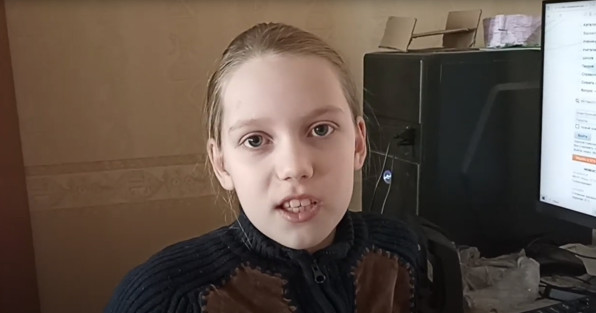 Скриншот: @alisaxuexi | Учимся с Алисой | Youtube