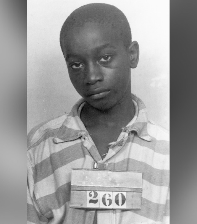 Фото: Джордж Джуниус Стинни, тюремное фото, 1944 | South Carolina Department of Archives and History | Wikimedia Commons | Общественное достояние