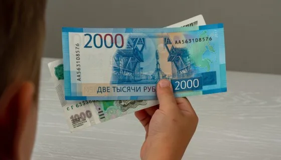 Ребенок не научится обращаться с деньгами, если у него никогда их не было
