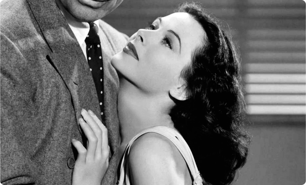 Кадр из фильма «Товарищ Икс» 1940 | Студия производства: Metro-Goldwyn-Mayer (MGM)