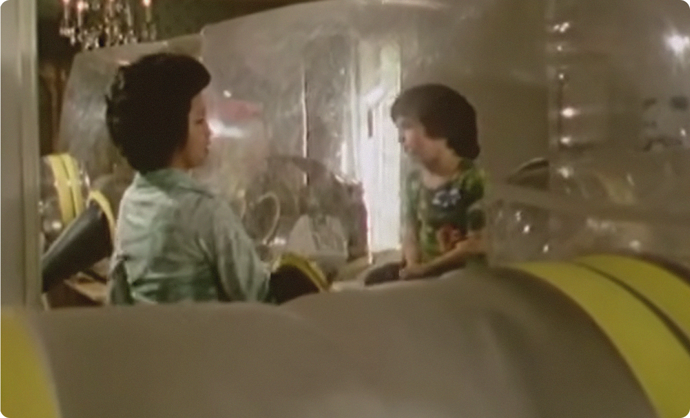 Кадр из&nbsp;эпизода документального цикла: «A&nbsp;Matter of&nbsp;Life: The Boy in&nbsp;the Bubble» 1976 | Режиссер: David Green | Производство: Yorkshire Television
