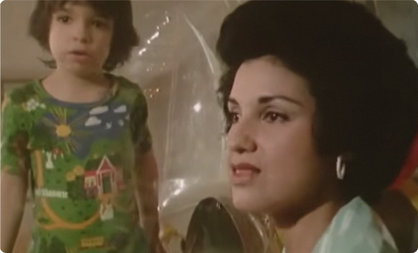 Кадр из&nbsp;эпизода документального цикла: «A&nbsp;Matter of&nbsp;Life: The Boy in&nbsp;the Bubble» 1976 | Режиссер: David Green | Производство: Yorkshire Television