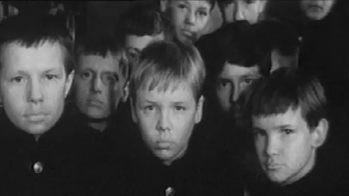 Кадр из фильма «Мальчишки ехали на фронт»
